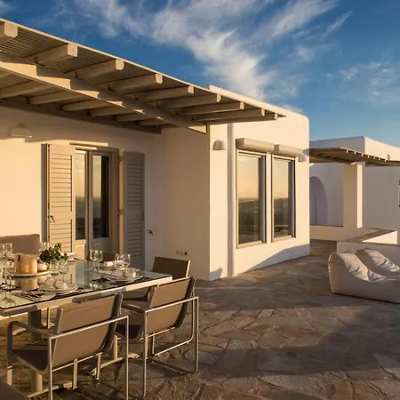 Paros Sleeps 6 Air Con Wifi T478602 Πάρος