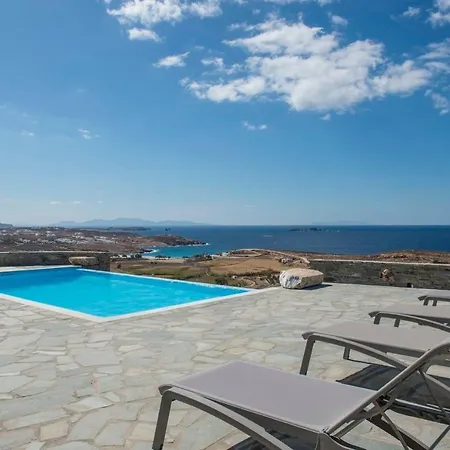 Paros Sleeps 6 Air Con Wifi T478602 Πάρος