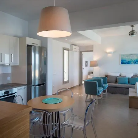 Paros Sleeps 6 Air Con Wifi T478602 Βίλα *