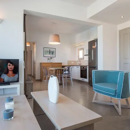 Paros Sleeps 6 Air Con Wifi T478602 Parikia (Paros)